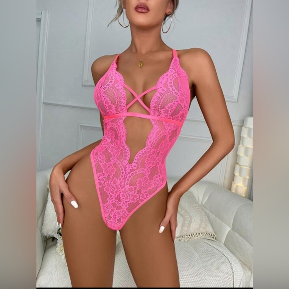 Chic Pink Lace Teddy with Criss-Cross and Lace-Up Back - Picture 4 of 6